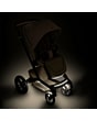 1122470301_2024_maxicosi_stroller_comfort_fame_twillic_twillictruffle_LED_3qrt