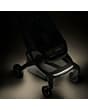 1141508300_2025_maxicosi_stroller_famecabin_onyxblack_lumiridesystem_side