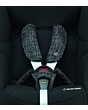 8601725110_2019_maxicosi_carseat_toddlercarseat_tobi_black_blackgrid_safetyharness_front